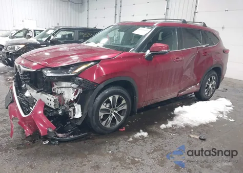 2021 Toyota Highlander Xle from USA, damaged, VIN 5TDHZRBH9MS523245